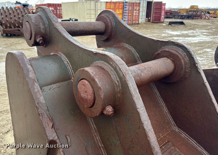 image for item DV1793 Hensley excavator bucket