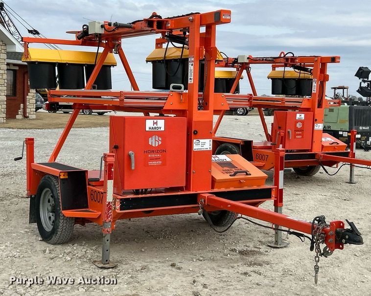 image for item DV1796 2007 Horizon SQ3TS traffic signal system