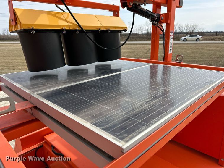 image for item DV1796 2007 Horizon SQ3TS traffic signal system