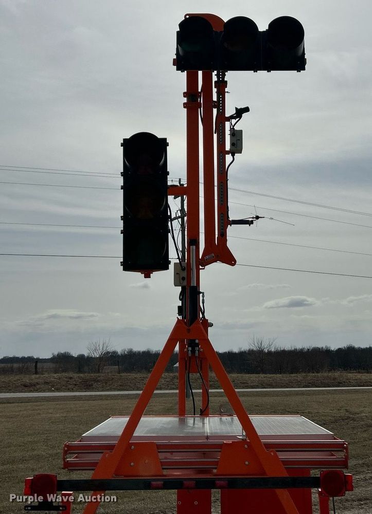 image for item DV1796 2007 Horizon SQ3TS traffic signal system