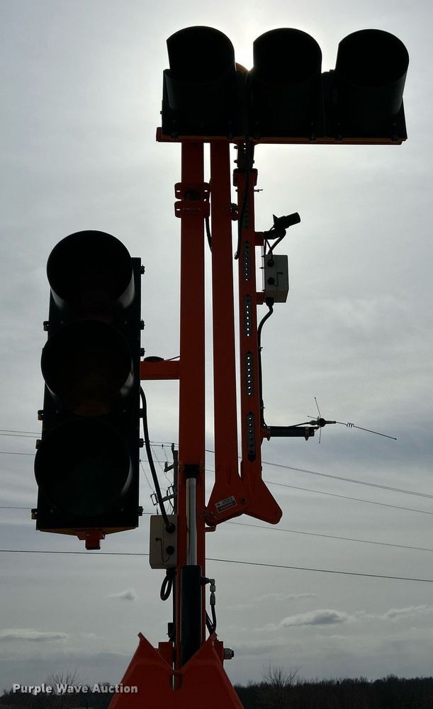 image for item DV1796 2007 Horizon SQ3TS traffic signal system