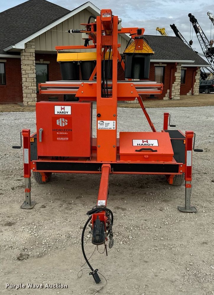 image for item DV1797 2007 Horizon Signal SQ3TS traffic signal system