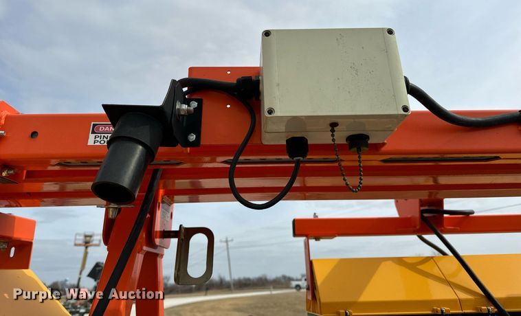 image for item DV1797 2007 Horizon Signal SQ3TS traffic signal system