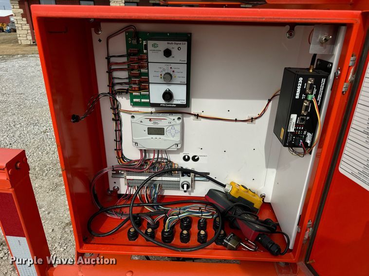 image for item DV1797 2007 Horizon Signal SQ3TS traffic signal system