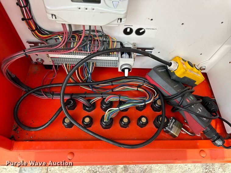 image for item DV1797 2007 Horizon Signal SQ3TS traffic signal system