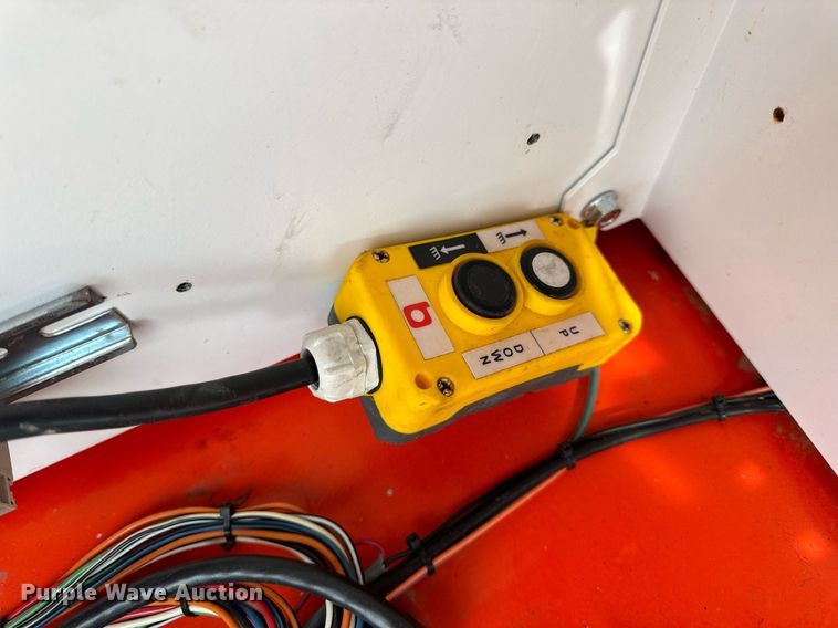 image for item DV1797 2007 Horizon Signal SQ3TS traffic signal system