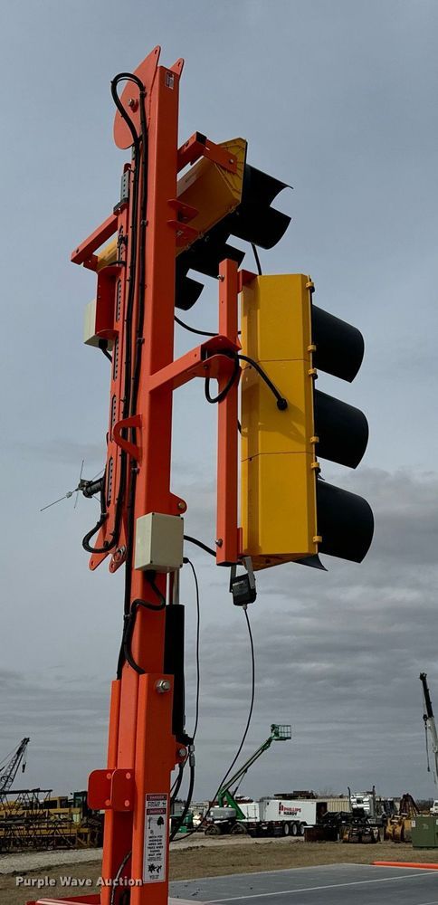 image for item DV1797 2007 Horizon Signal SQ3TS traffic signal system