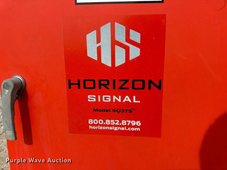 image for item DV1797 2007 Horizon Signal SQ3TS traffic signal system