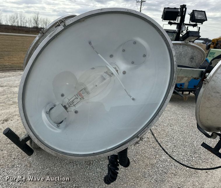 image for item DV1798 2016 Wacker Neuson LTN6L light plant