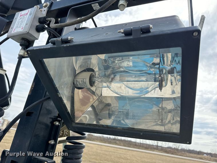 image for item DV1799 2017 Genie RL4 light plant