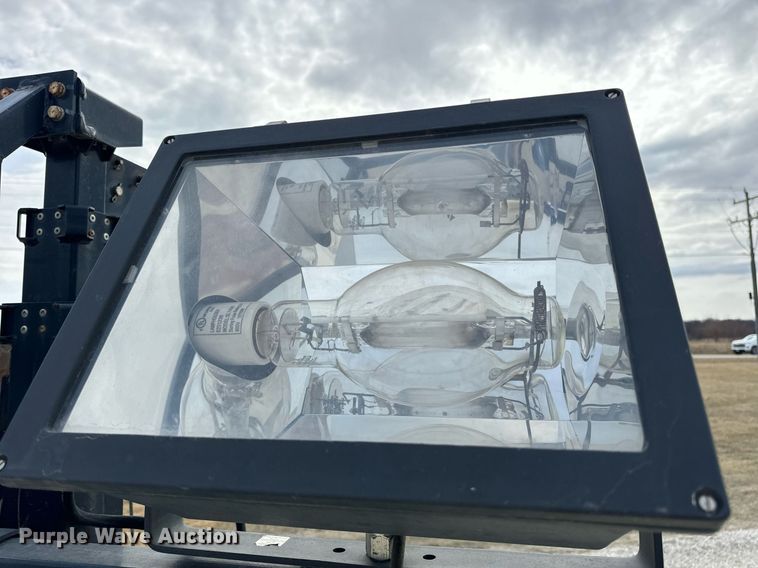 image for item DV1799 2017 Genie RL4 light plant