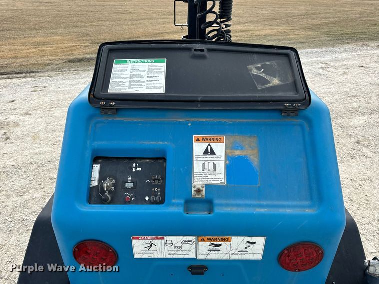 image for item DV1799 2017 Genie RL4 light plant