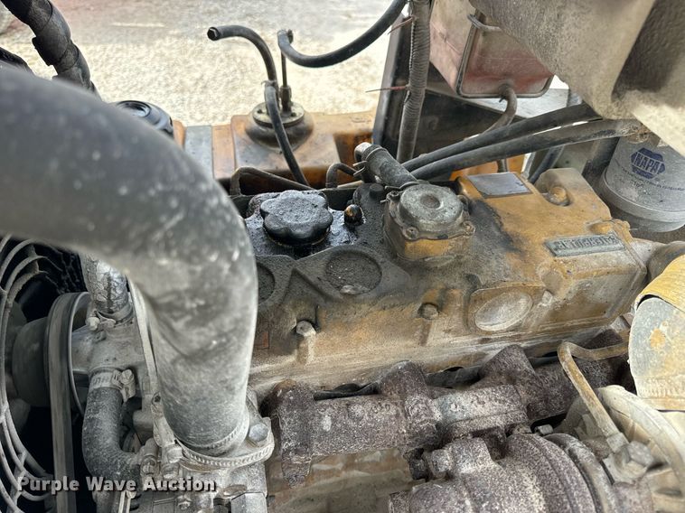 image for item DV1800 Sullair 185 air compressor