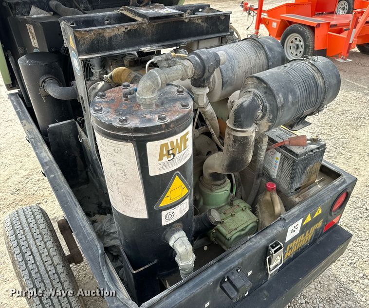 image for item DV1800 Sullair 185 air compressor