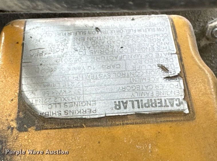 image for item DV1800 Sullair 185 air compressor