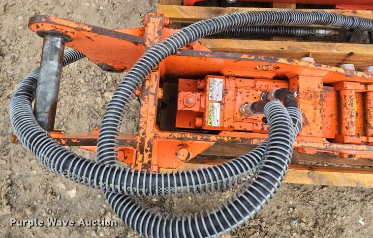 image for item DV1801 NPK PH-3 breaker