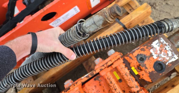 image for item DV1801 NPK PH-3 breaker