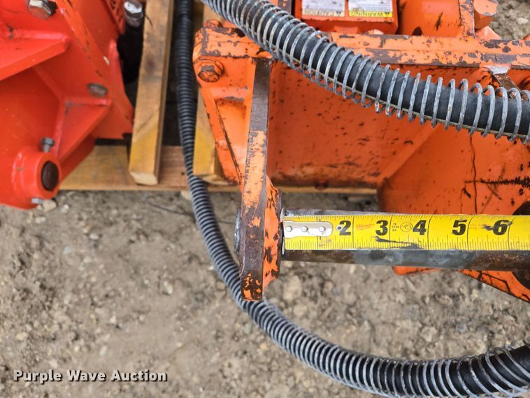 image for item DV1801 NPK PH-3 breaker