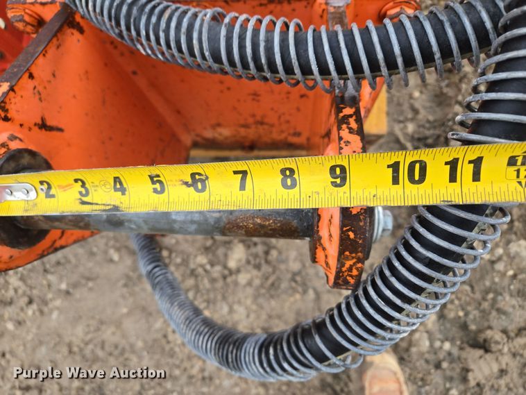 image for item DV1801 NPK PH-3 breaker