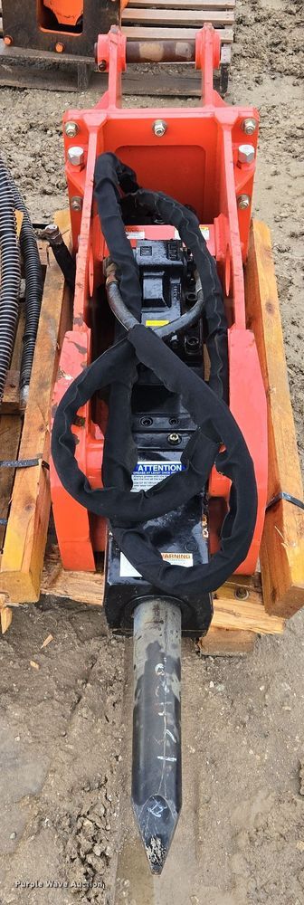 image for item DV1802 NPK E204 breaker