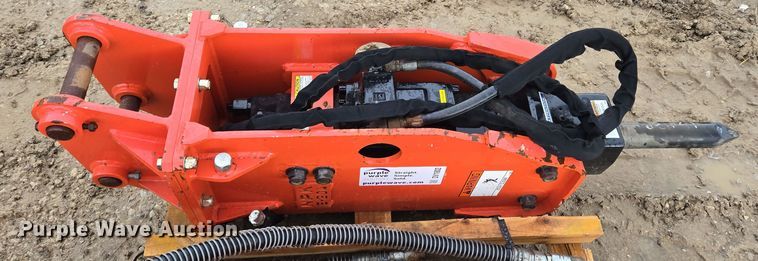 image for item DV1802 NPK E204 breaker