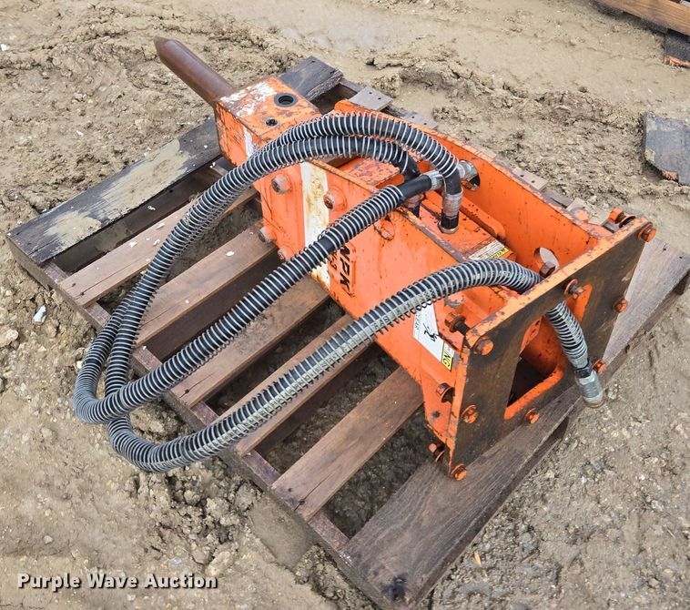 image for item DV1803 NPK  PH-3 breaker