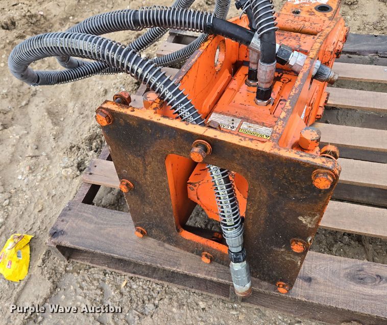 image for item DV1803 NPK  PH-3 breaker