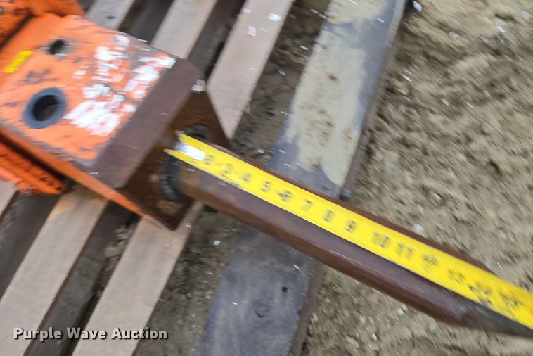 image for item DV1803 NPK  PH-3 breaker