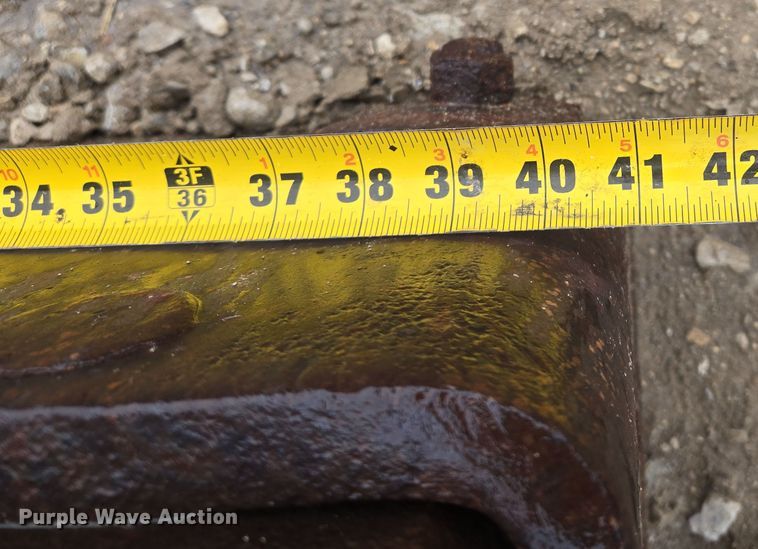 image for item DV1808 Williams clamshell bucket