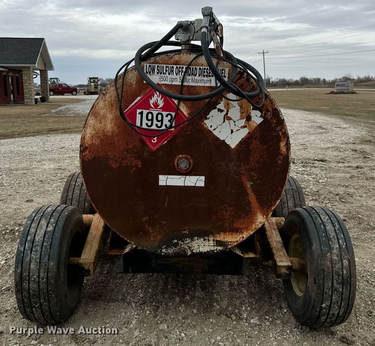 image for item DV1809 fuel trailer