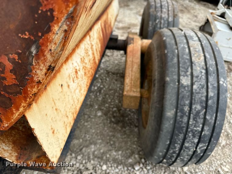 image for item DV1809 fuel trailer