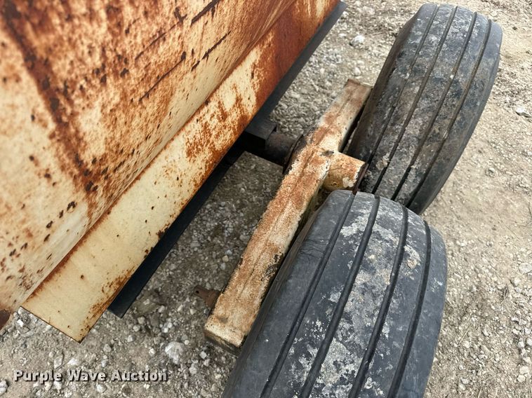 image for item DV1809 fuel trailer