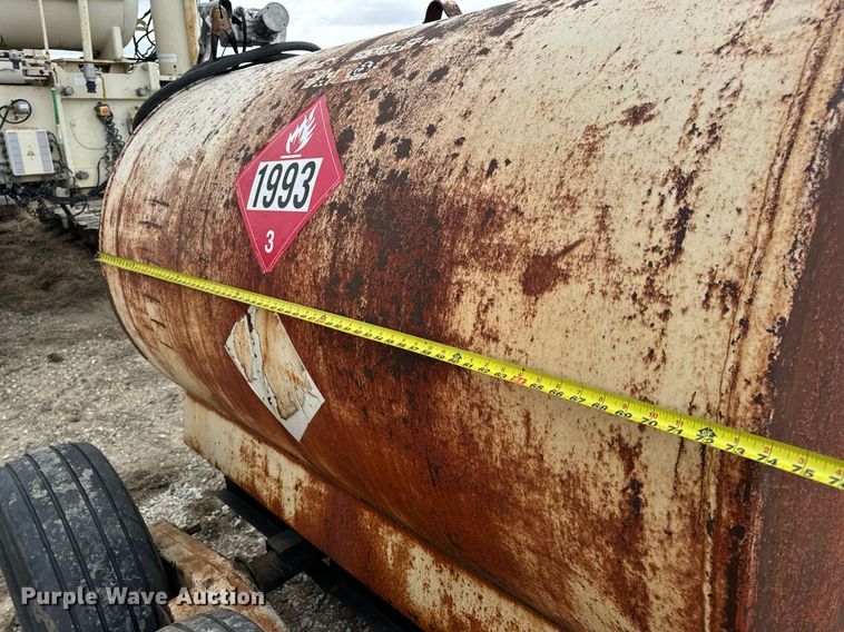 image for item DV1809 fuel trailer