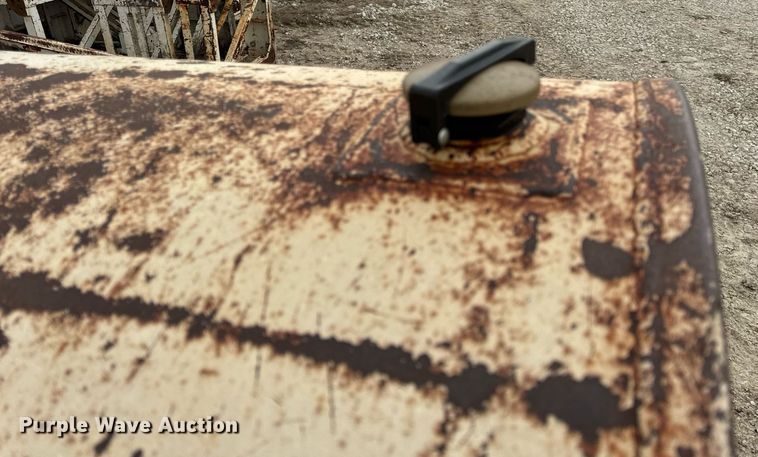 image for item DV1809 fuel trailer