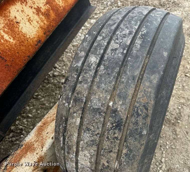 image for item DV1809 fuel trailer