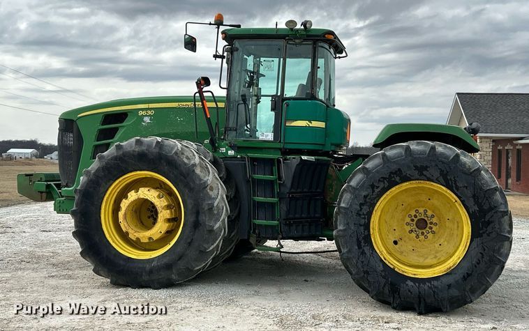 image for item DV1810 John Deere 9630 Scraper Special 4WD tractor