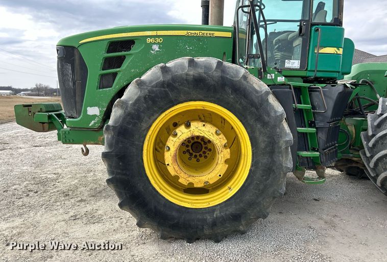 image for item DV1810 John Deere 9630 Scraper Special 4WD tractor
