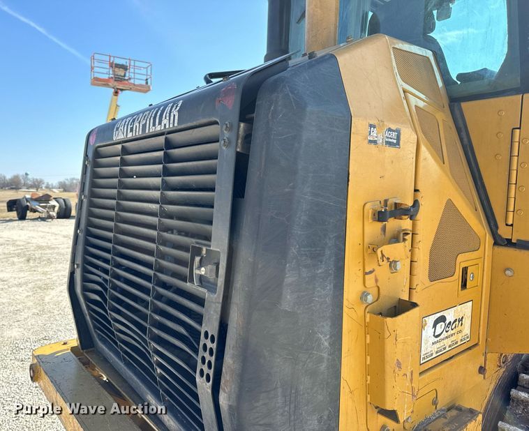 image for item DV1816 2011 Caterpillar 963D track loader