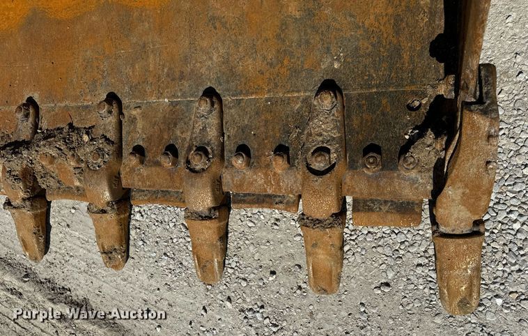 image for item DV1816 2011 Caterpillar 963D track loader