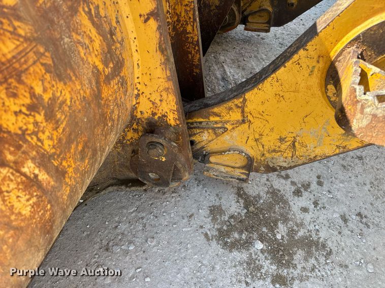 image for item DV1816 2011 Caterpillar 963D track loader