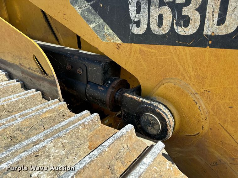 image for item DV1816 2011 Caterpillar 963D track loader