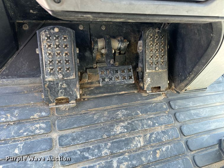 image for item DV1816 2011 Caterpillar 963D track loader