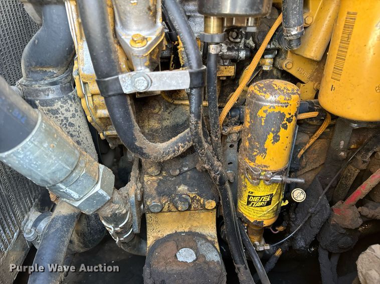 image for item DV1816 2011 Caterpillar 963D track loader