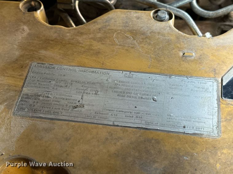 image for item DV1816 2011 Caterpillar 963D track loader