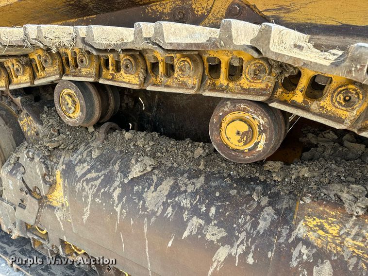 image for item DV1816 2011 Caterpillar 963D track loader