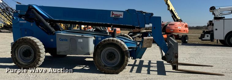 image for item DV1817 2010 Genie GTH-1056 telehandler