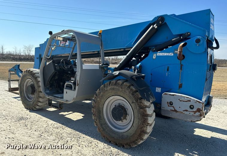 image for item DV1817 2010 Genie GTH-1056 telehandler