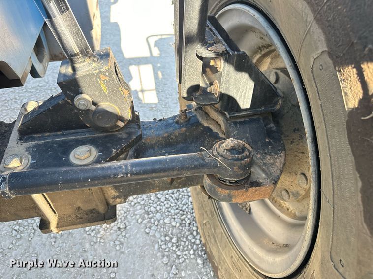 image for item DV1817 2010 Genie GTH-1056 telehandler