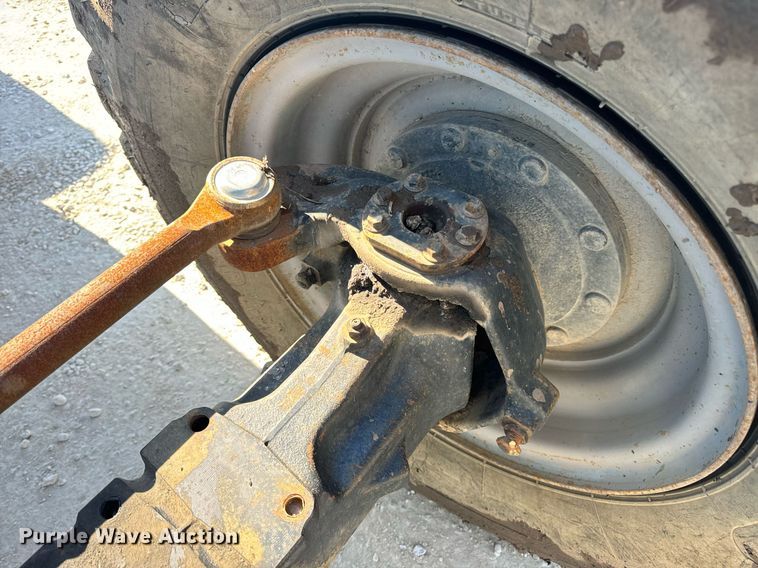 image for item DV1817 2010 Genie GTH-1056 telehandler