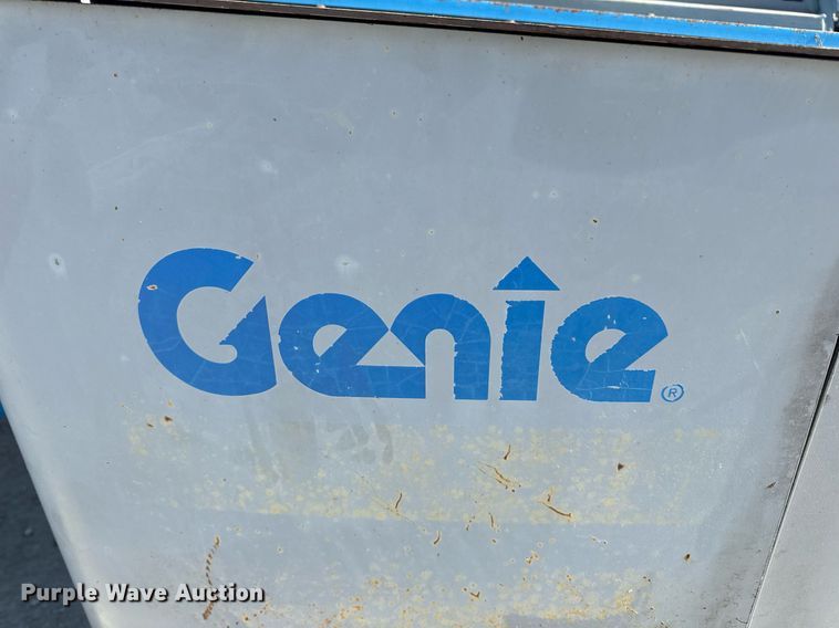 image for item DV1817 2010 Genie GTH-1056 telehandler